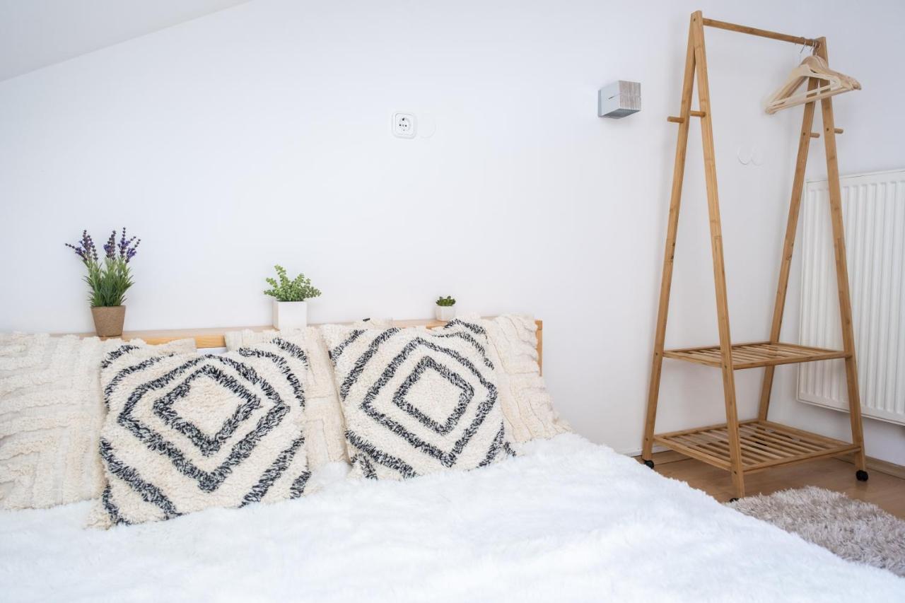Sziklai Apartman Veszprém Екстериор снимка