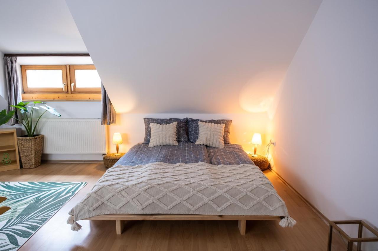Sziklai Apartman Veszprém Екстериор снимка