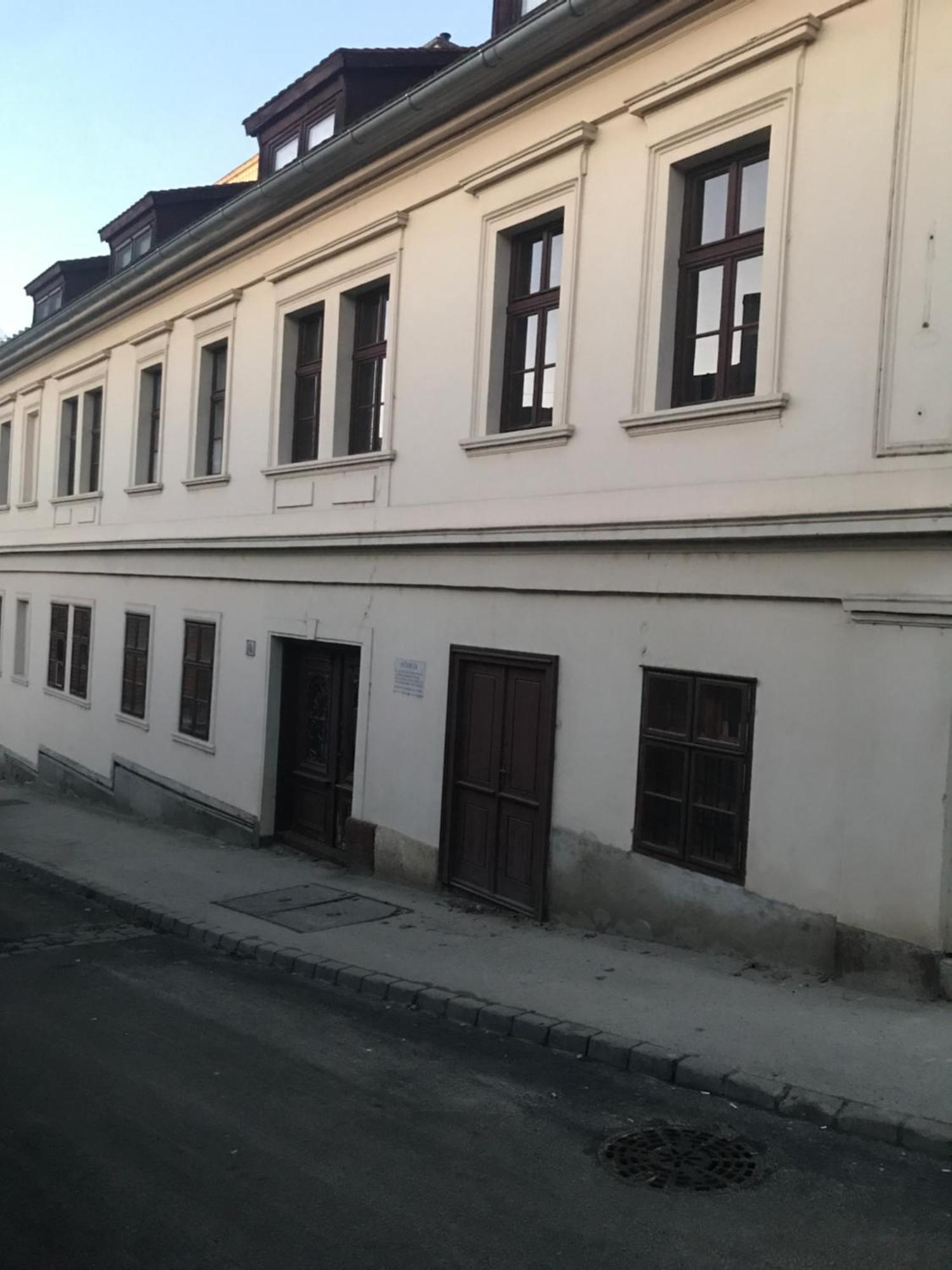 Sziklai Apartman Veszprém Екстериор снимка